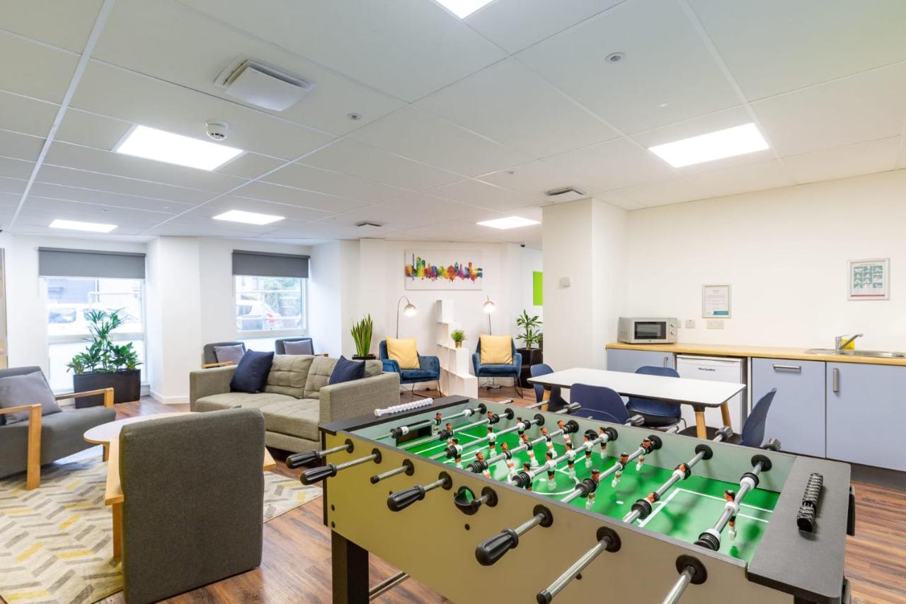 Ensuite Bedrooms With Shared Kitchen At Hollingbury House In Brighton ภายนอก รูปภาพ